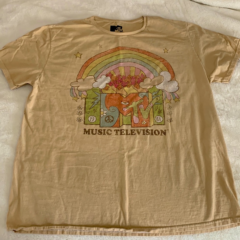 MTV oversized vintage tshirt